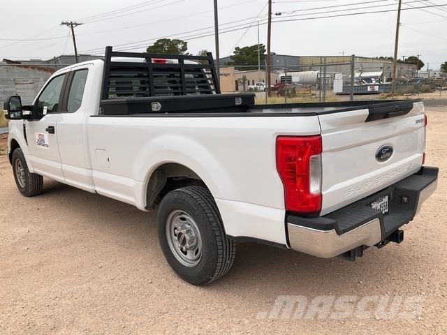 Ford F-250 Madelkaubikud