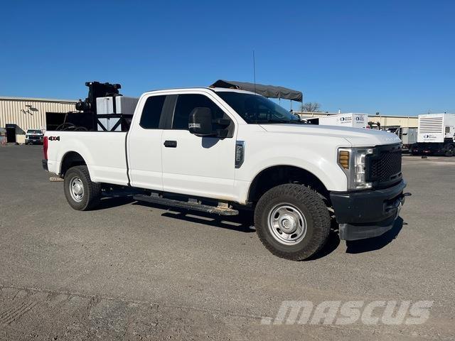 Ford F-250 Madelkaubikud