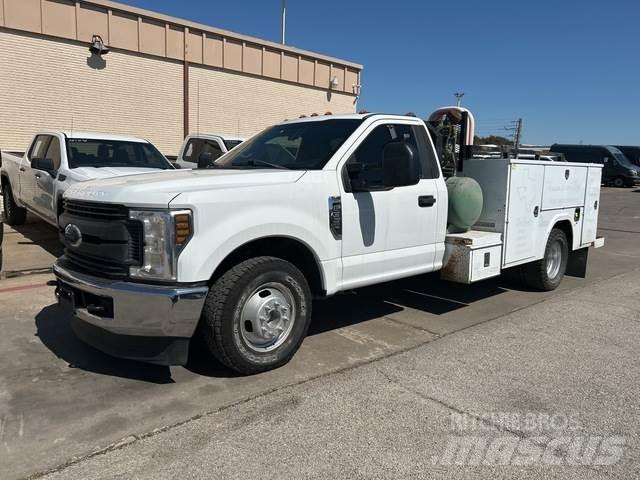 Ford F-350 Madelkaubikud