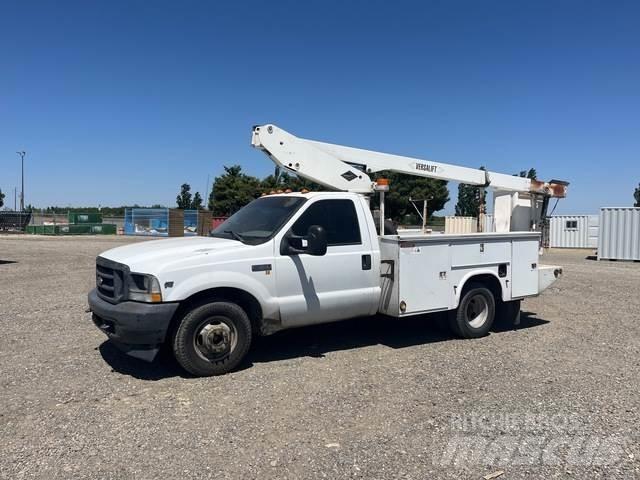 Ford F-350 Auto korvtõstukid