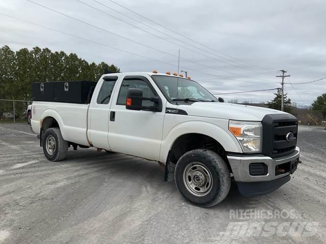 Ford F-350 Muu