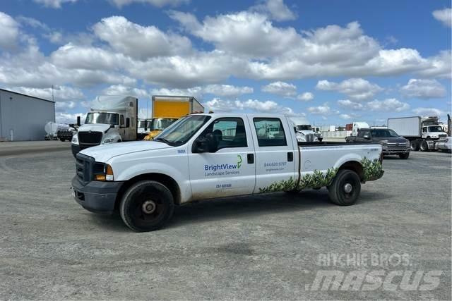 Ford F-350 Muu