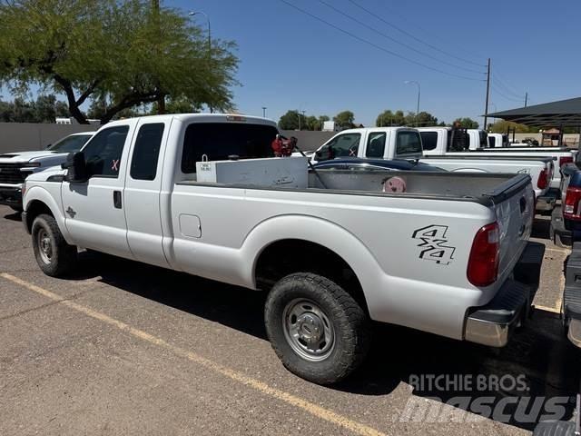 Ford F-350 Muu