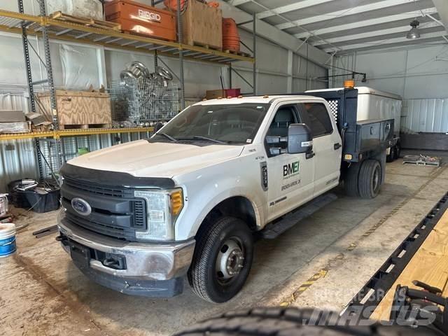 Ford F-350 Madelautod