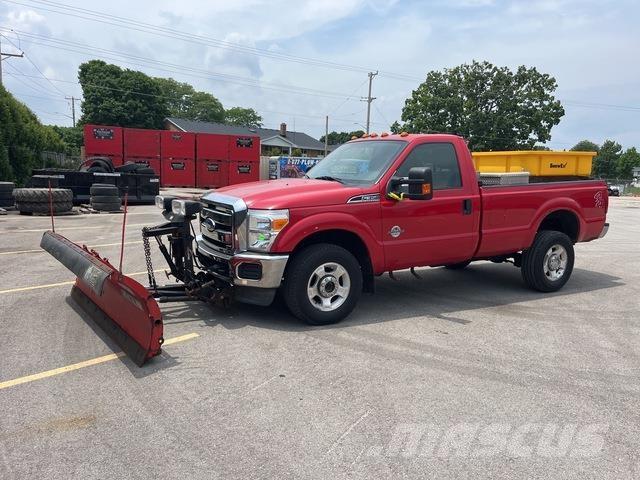 Ford F-350 Muu