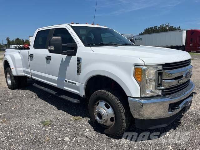 Ford F-350 Muu