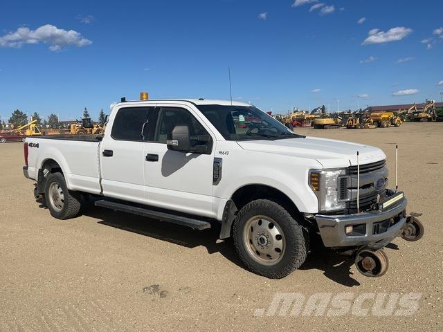 Ford F-350 Madelkaubikud