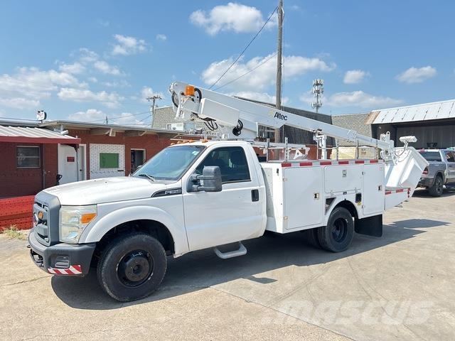 Ford F-350 Auto korvtõstukid