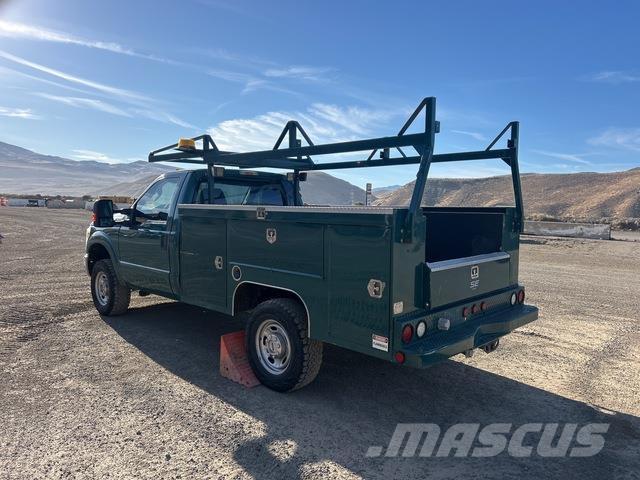 Ford F-350 Madelkaubikud