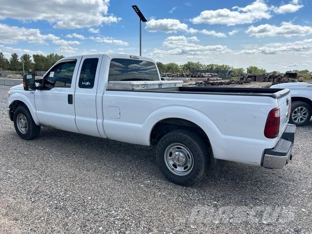 Ford F-350 Madelkaubikud