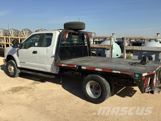 Ford F-350 Madelautod