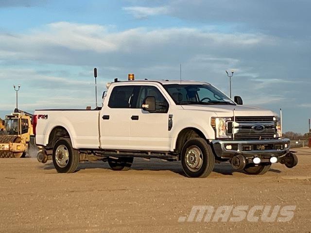 Ford F-350 Madelkaubikud