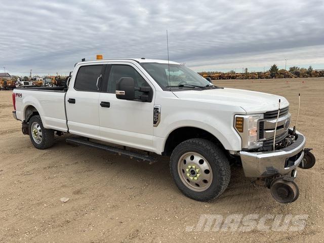 Ford F-350 Madelkaubikud