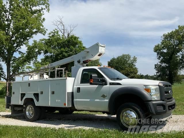 Ford F-450 Auto korvtõstukid