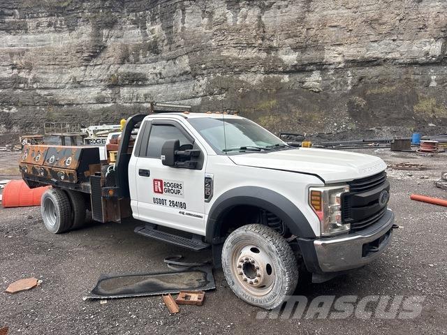 Ford F-450 Madelautod