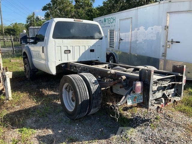 Ford F-450 XL Kabiinid
