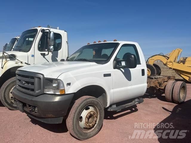 Ford F-550 Kabiinid