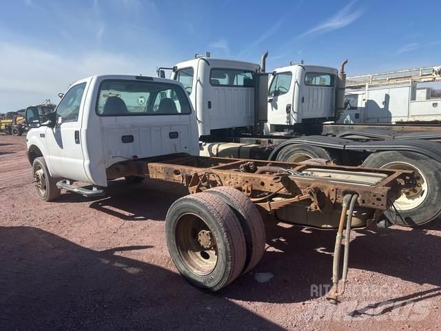 Ford F-550 Kabiinid