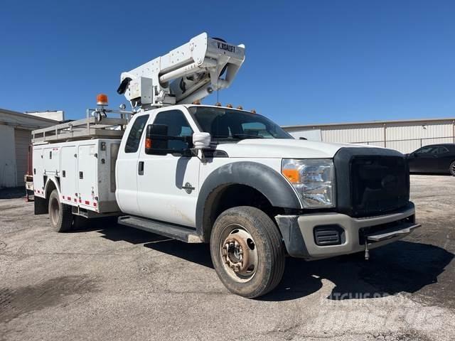 Ford F-550 Auto korvtõstukid