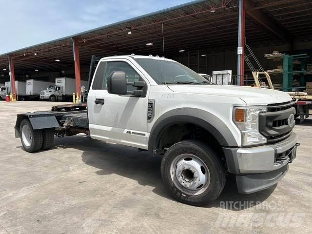 Ford F-550 Muu