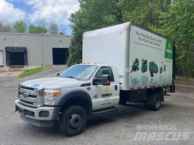 Ford F-550 Furgoonautod