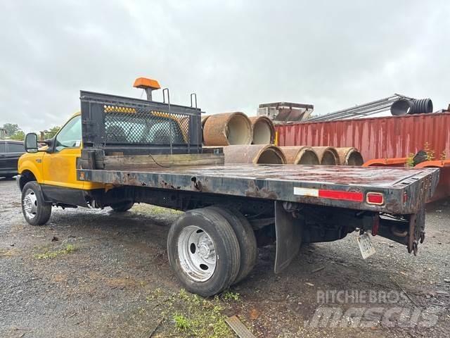 Ford F-550 Madelautod