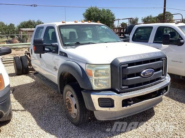 Ford F-550 Kabiinid