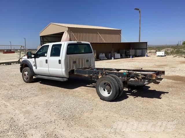 Ford F-550 Kabiinid