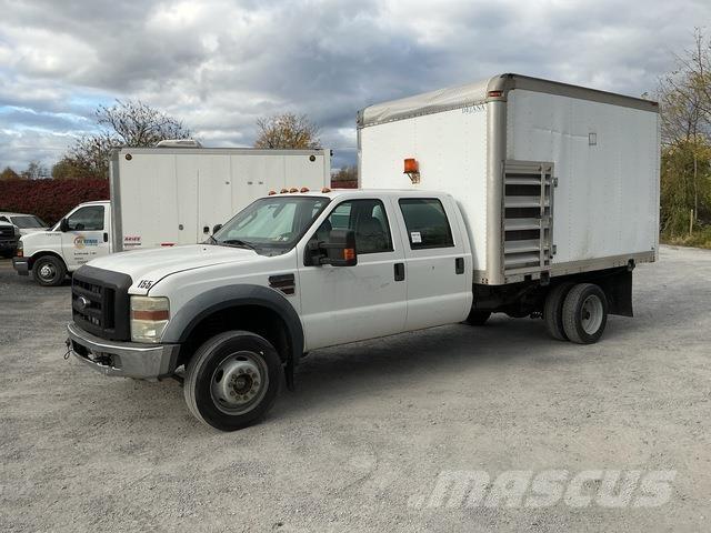 Ford F-550 Furgoonautod