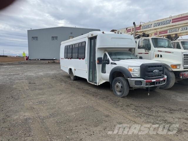 Ford F-550 Väikebussid