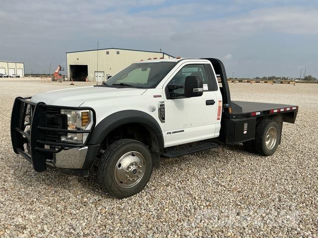 Ford F-550 Madelautod