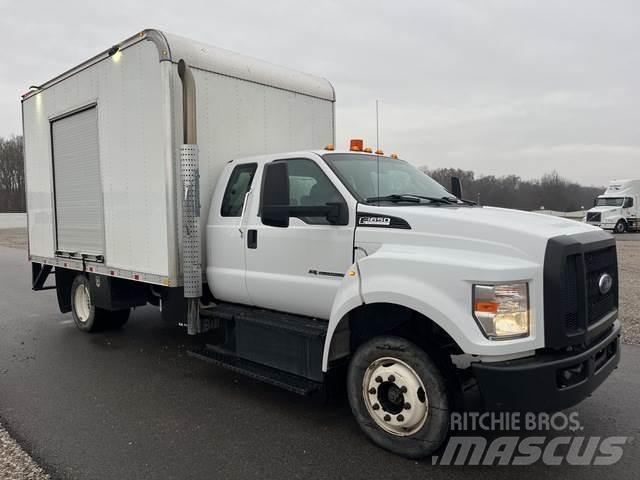 Ford F-650 Muu
