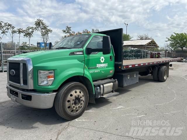 Ford F-650 Madelautod
