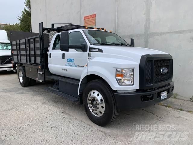 Ford F-650 Madelautod