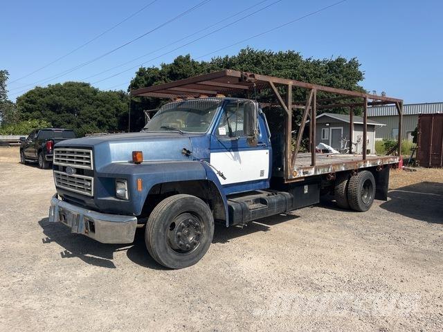 Ford F-700 Madelautod