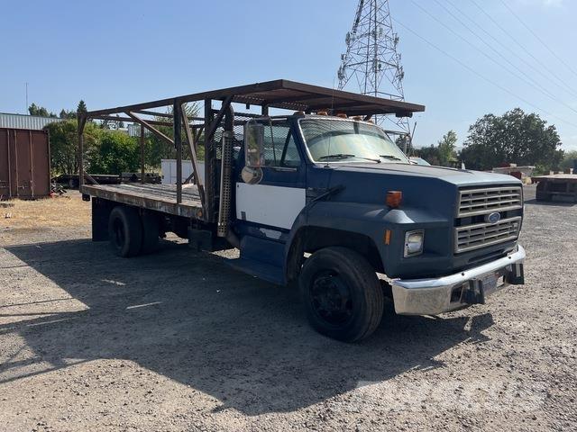 Ford F-700 Madelautod