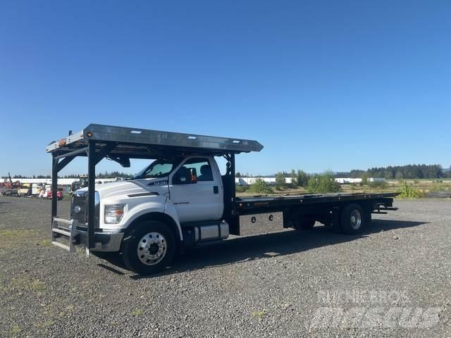 Ford F-750 Puksiirid