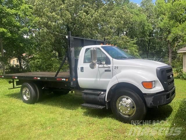 Ford F-750 Madelautod