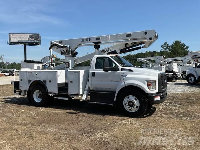 Ford F-750 Auto korvtõstukid