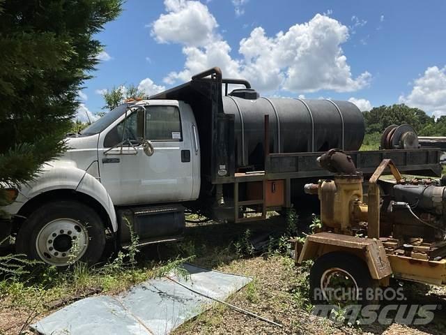 Ford F-750 Muu