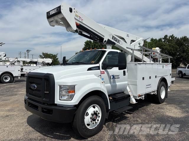 Ford F-750 Auto korvtõstukid