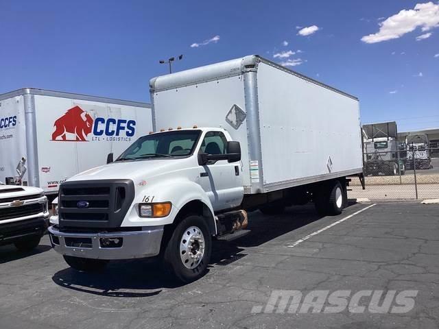 Ford F-750 Furgoonautod