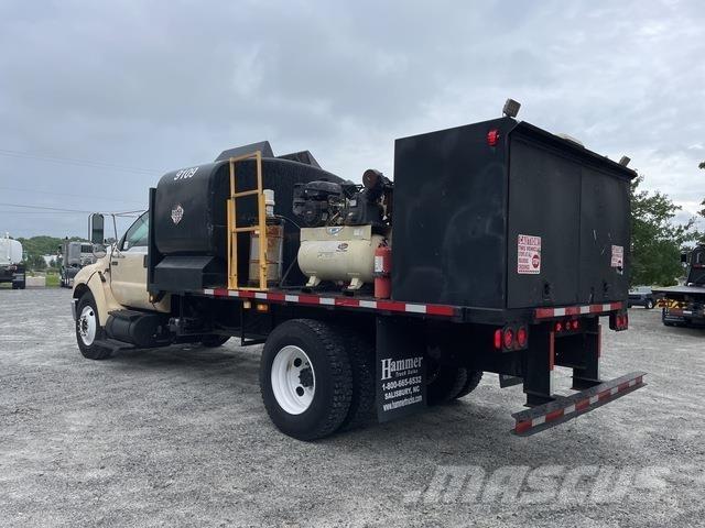 Ford F-750 Tsisternveokid
