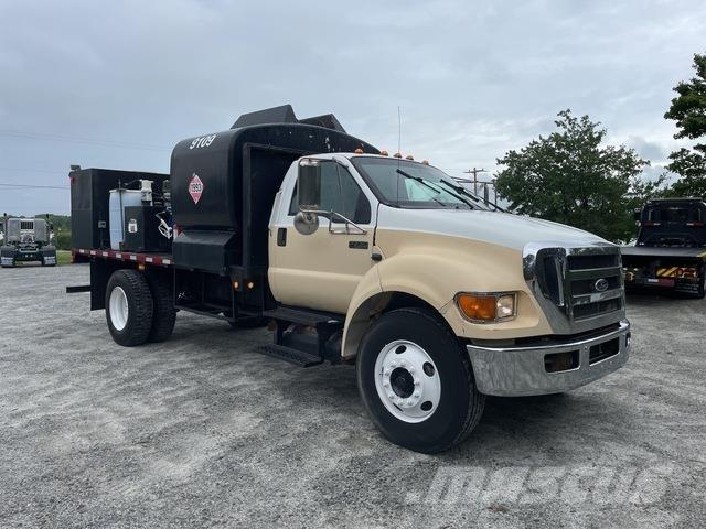 Ford F-750 Tsisternveokid