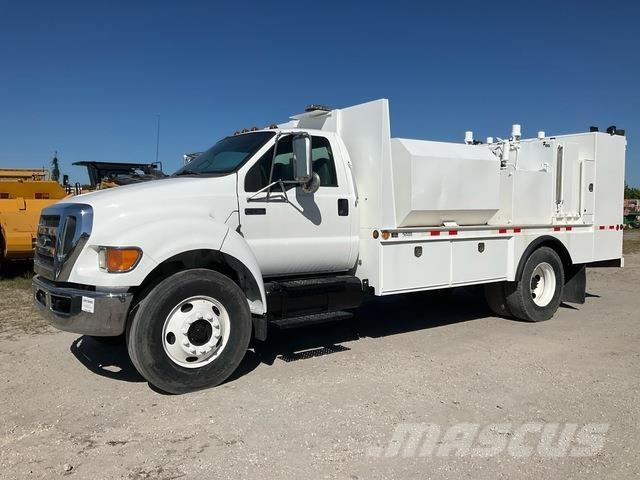 Ford F-750 Tsisternveokid