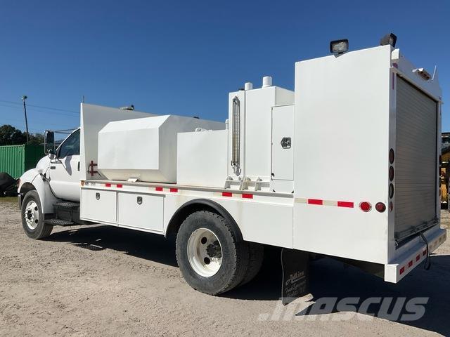 Ford F-750 Tsisternveokid