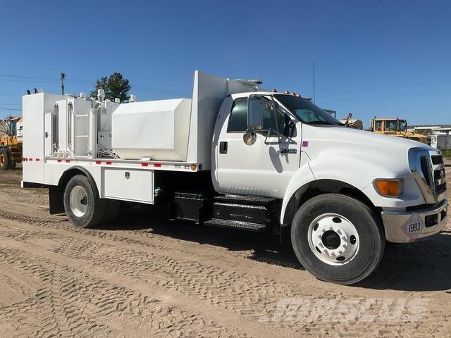 Ford F-750 Tsisternveokid