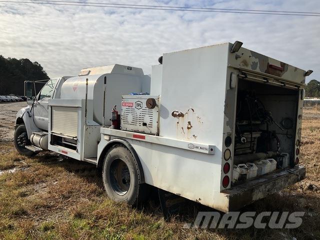 Ford F-750 Tsisternveokid