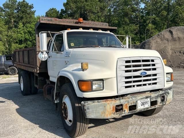 Ford F-800 Kallurid
