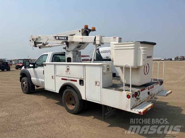 Ford F550 Auto korvtõstukid